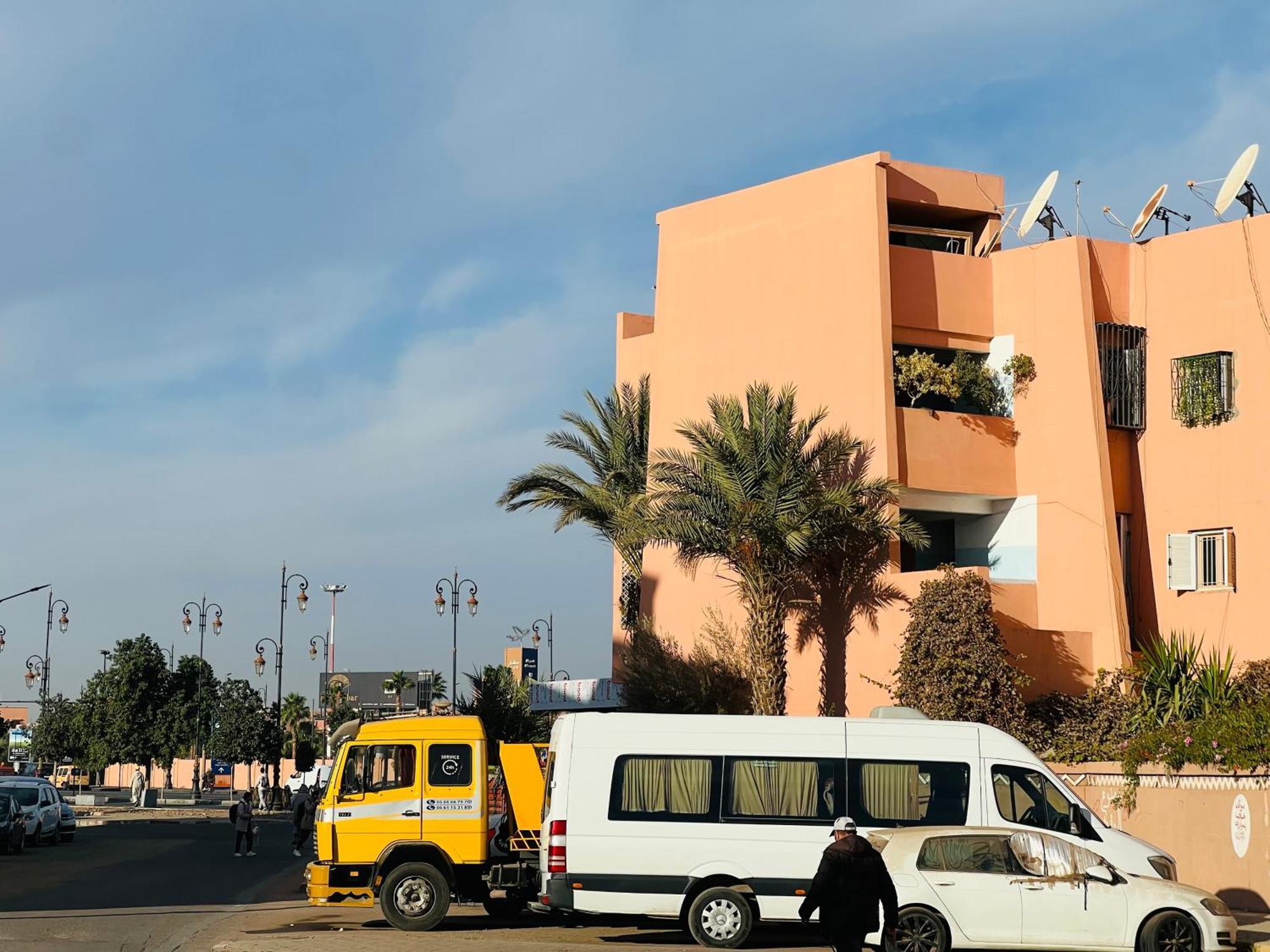 Julie's Airport Apartment Marrakesch